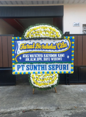 Papan Bunga Duka di Tanah Pak Lambik